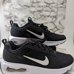 Women's Nike Air Max INTRLK (Black/White) Size 12 US
